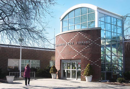 Riverhead Free Library