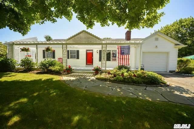 1680 Harbor Ln