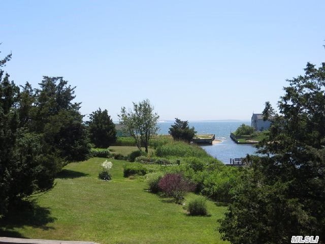 765 W Cedar Point Dr