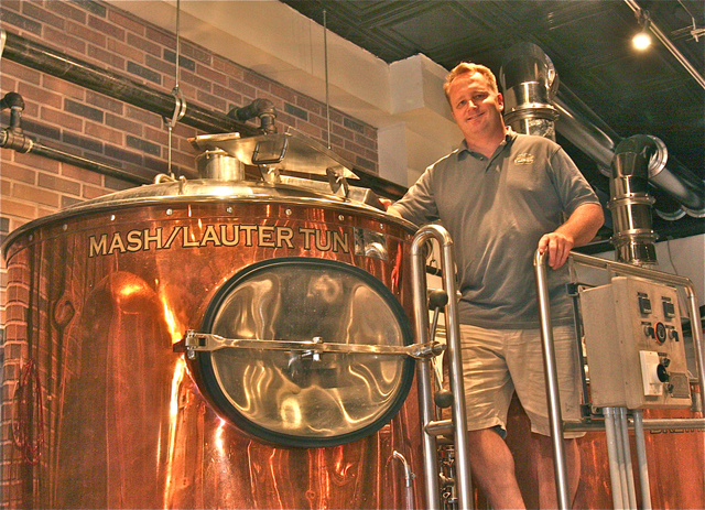 crooked ladder brewing company riverhead