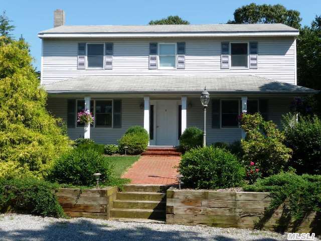 14 Huckleberry Hill Rd