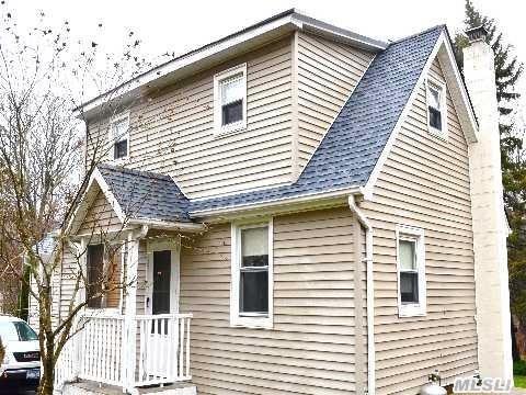 2370 &2374 N Wading River Rd