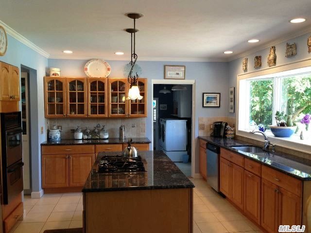 2420 Duck Pond Rd