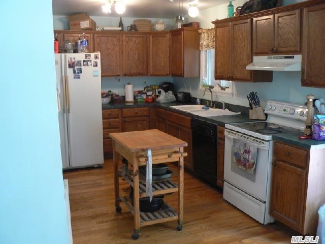 318 2nd St