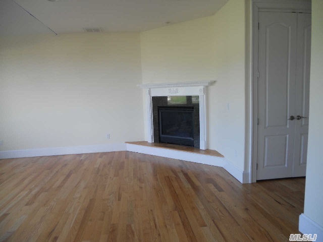 3555 Duck Pond Rd