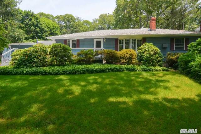 36 Phillips Ln