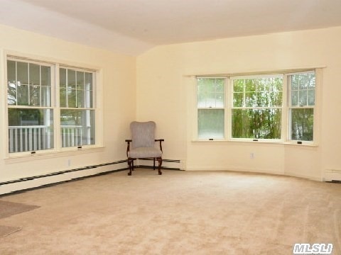 370 Williamsburgh Dr