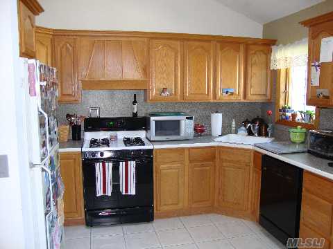 51 Jossica Ln