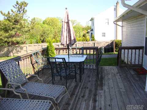 51 Jossica Ln