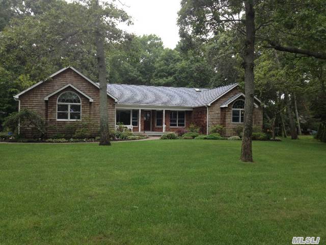 7285 Peconic Bay Blvd