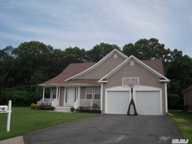 75 Tyler Dr