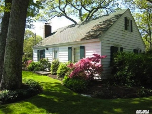 four under 400k north fork real estate