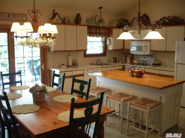 169 Trout Brook Ln