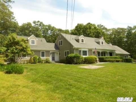 2342 N Wading River Rd