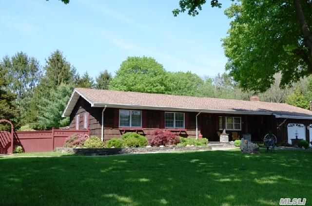 305 Leeward Dr