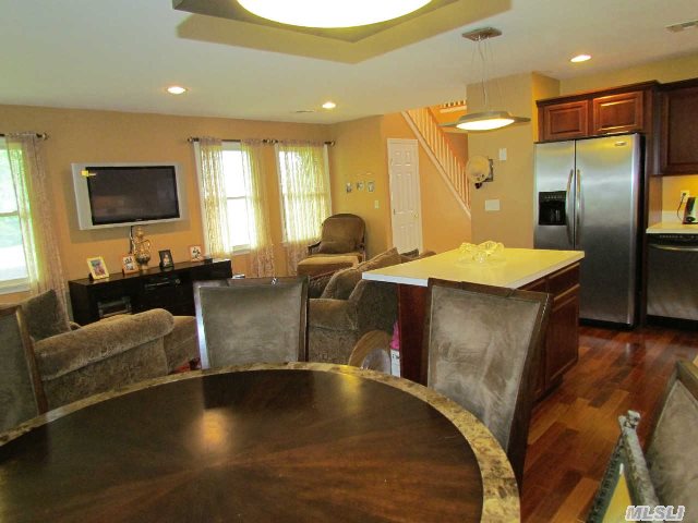 3401 Willow Pond Dr