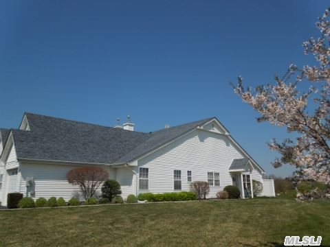 35 Summerfield Ln