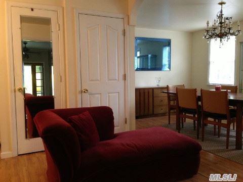 370 Hobart Rd