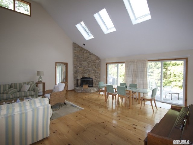 6 Hay Beach Rd
