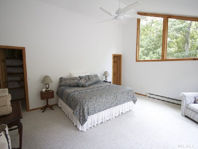 6 Hay Beach Rd