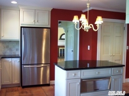 Fairway Dr
