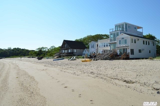 Scallop Ln
