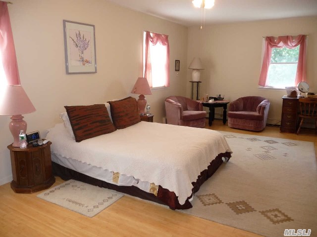 14 Huckleberry Hill Rd