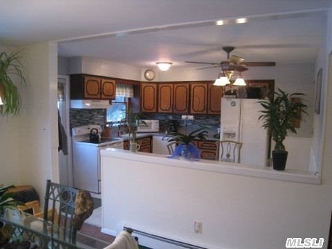1782 Theresa Dr