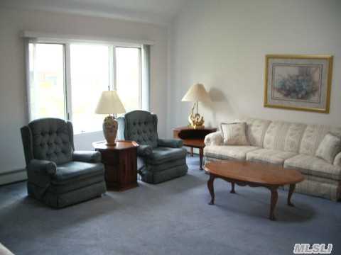 85 Trout Brook Ln