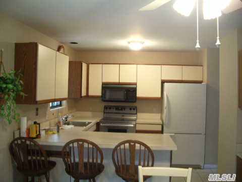85 Trout Brook Ln