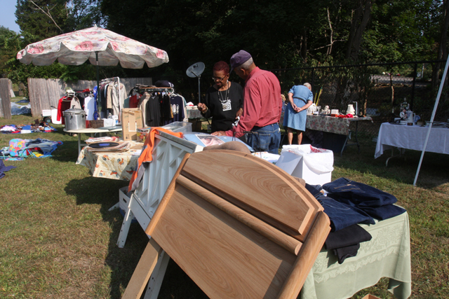 garage sale north fork