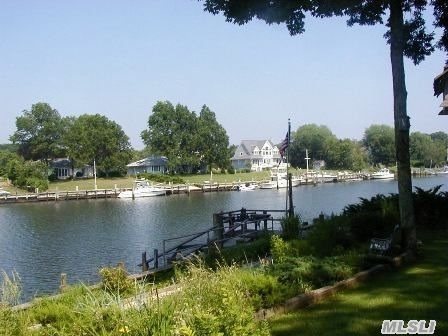 1625 Gull Pond Ln