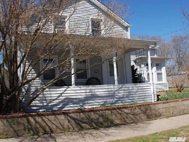 218 South St
