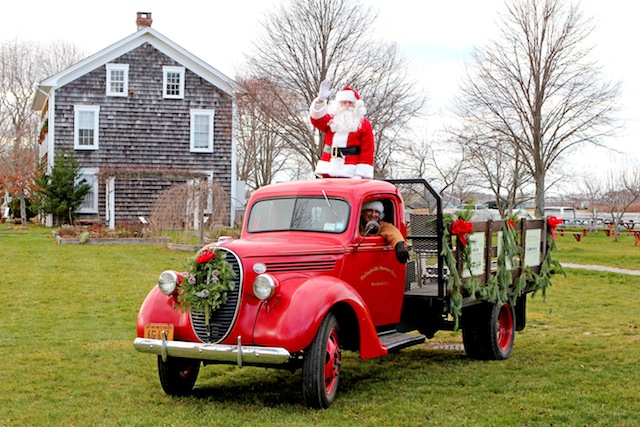 Photo by Katharine Schroeder | Santa at Hallockville Museum Farm.