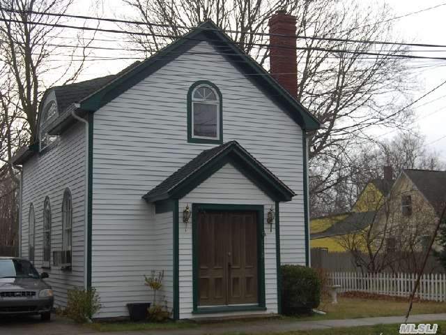 115 Center St