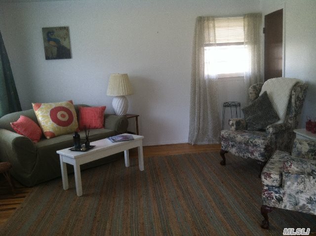 225 Sigsbee Rd