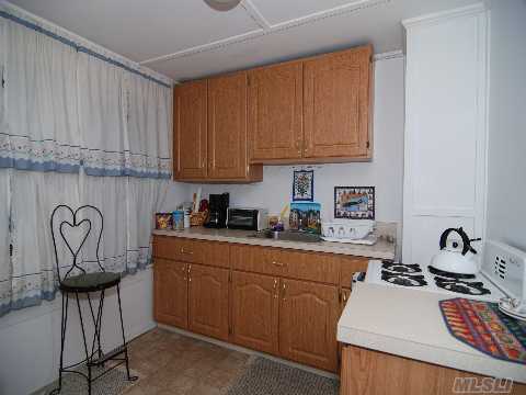 515 Horton Ln