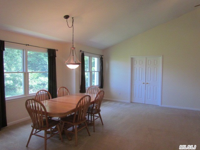605 Willow Pond Dr