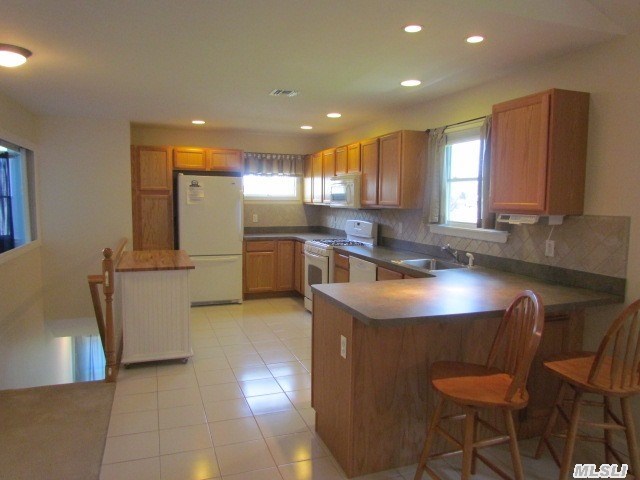 605 Willow Pond Dr