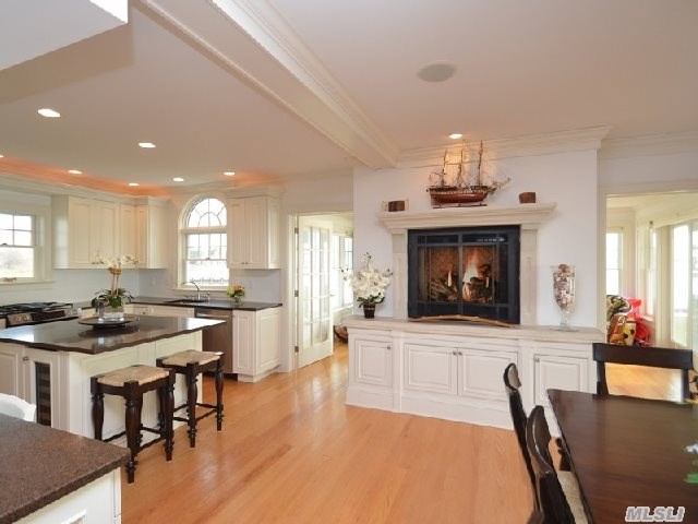 820 Old Salt Rd
