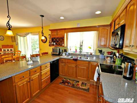 85 Yennecott Dr