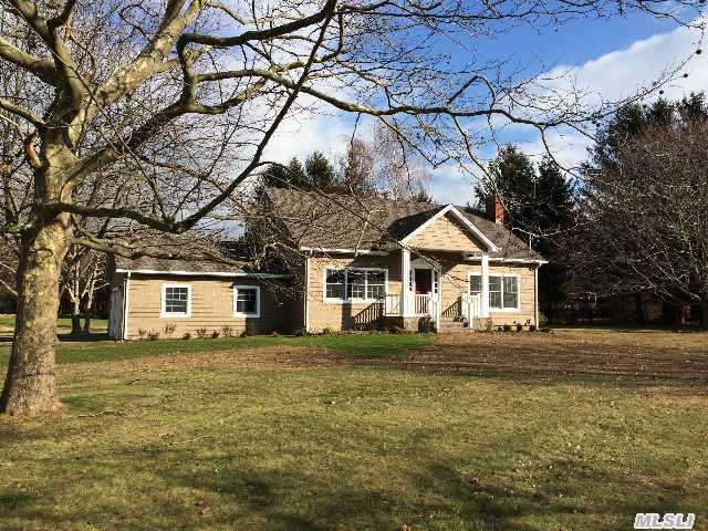 85 Leeward Dr