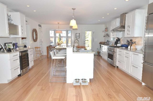 1373 Peconic Bay Blvd