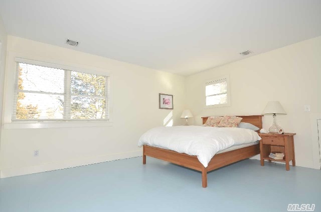 1373 Peconic Bay Blvd