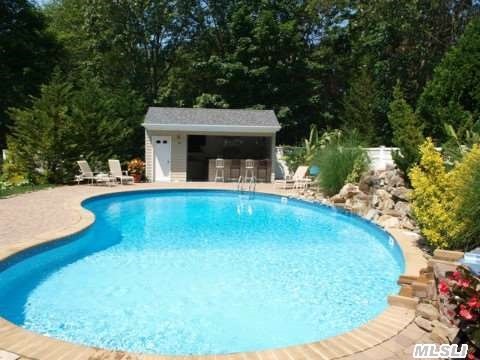 355 Windjammer Dr