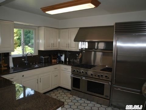 355 Windjammer Dr