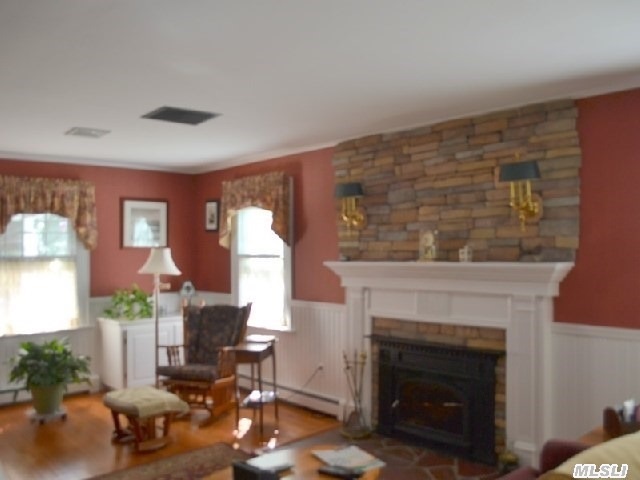 53557 Main (private) Rd