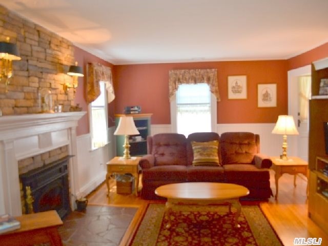 53557 Main (private) Rd