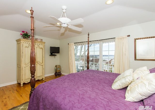 10 Tall Tree Cir
