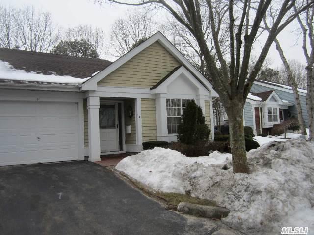 11 Cutchogue Ct
